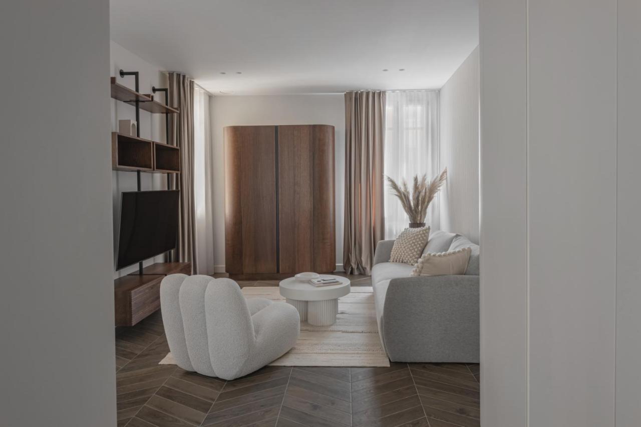 2 Bedroom Apartment Next To Monaco بوزولي المظهر الخارجي الصورة