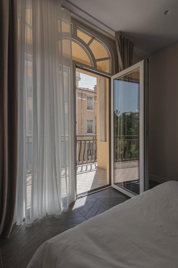 2 Bedroom Apartment Next To Monaco بوزولي المظهر الخارجي الصورة