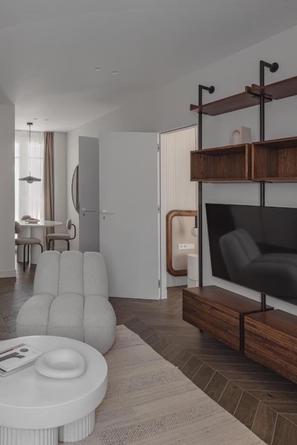 2 Bedroom Apartment Next To Monaco بوزولي المظهر الخارجي الصورة
